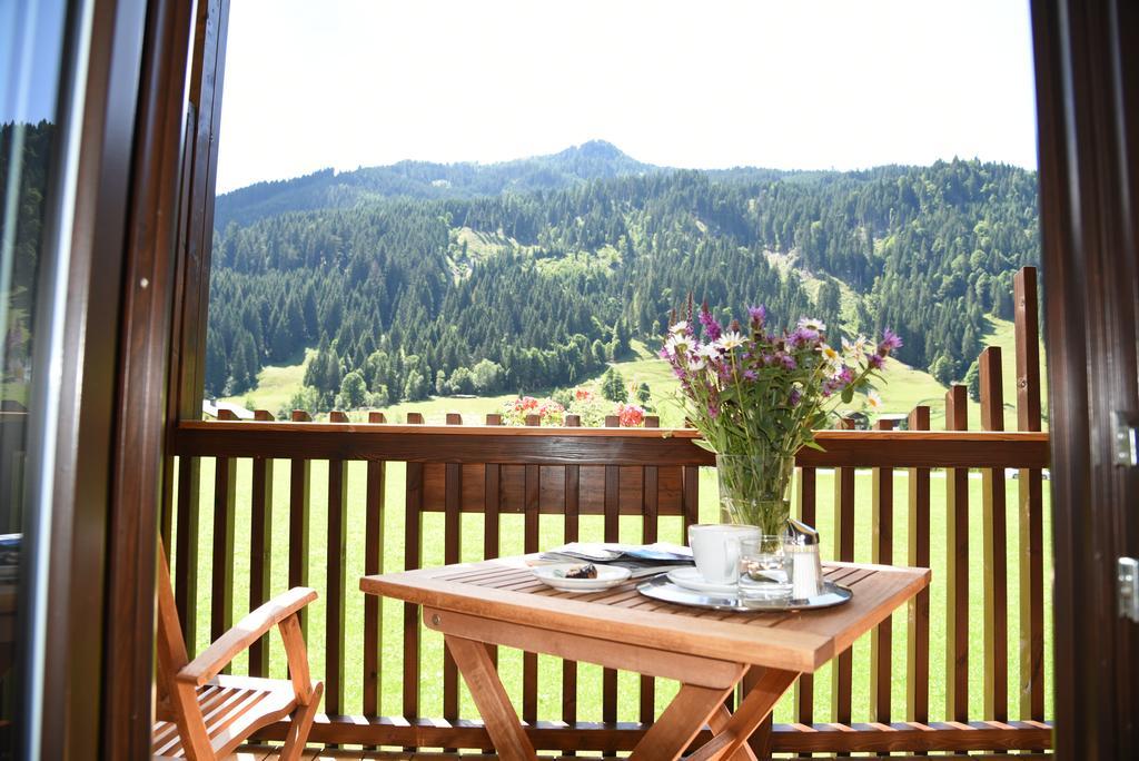 Hotel Laerchenhof 克雷纳尔 外观 照片